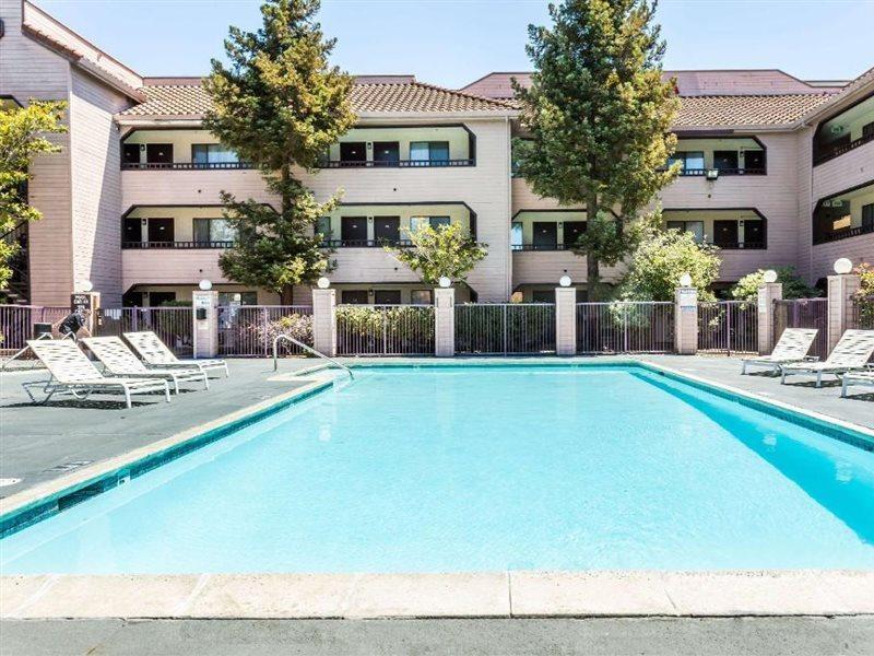Country Inn & Suites By Radisson, Vallejo Napa Valley, Ca Exterior photo