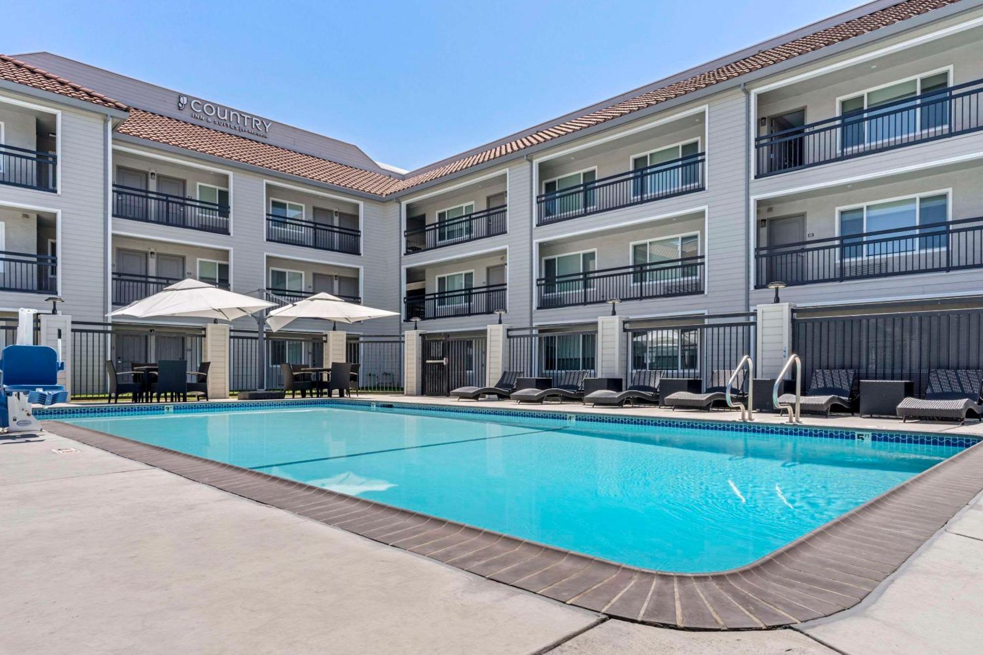 Country Inn & Suites By Radisson, Vallejo Napa Valley, Ca Exterior photo