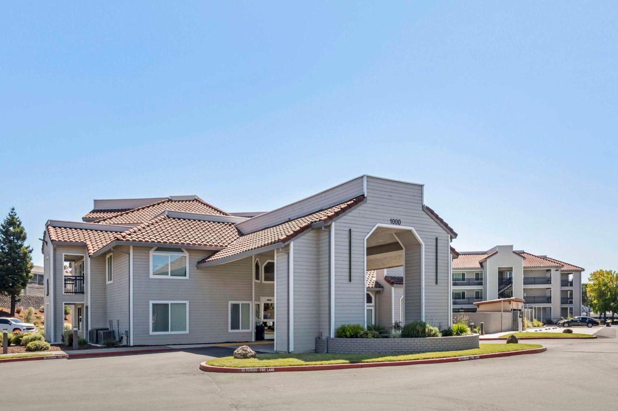 Country Inn & Suites By Radisson, Vallejo Napa Valley, Ca Exterior photo